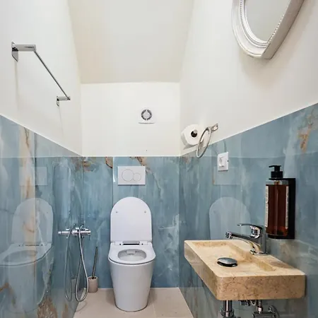 Semesterbostad Free Parking Ap1 Romantic Garden Venice Zelo