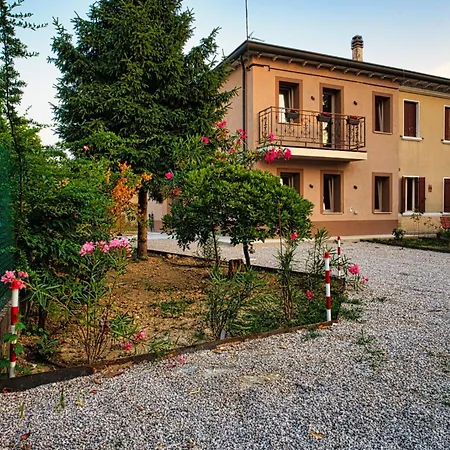 Semesterbostad Free Parking Ap1 Romantic Garden Venice *