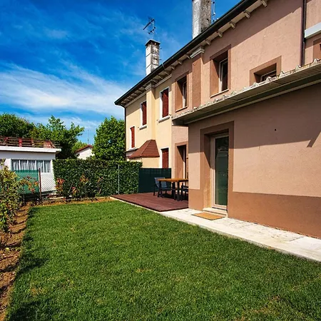 Semesterbostad Free Parking Ap1 Romantic Garden Venice
